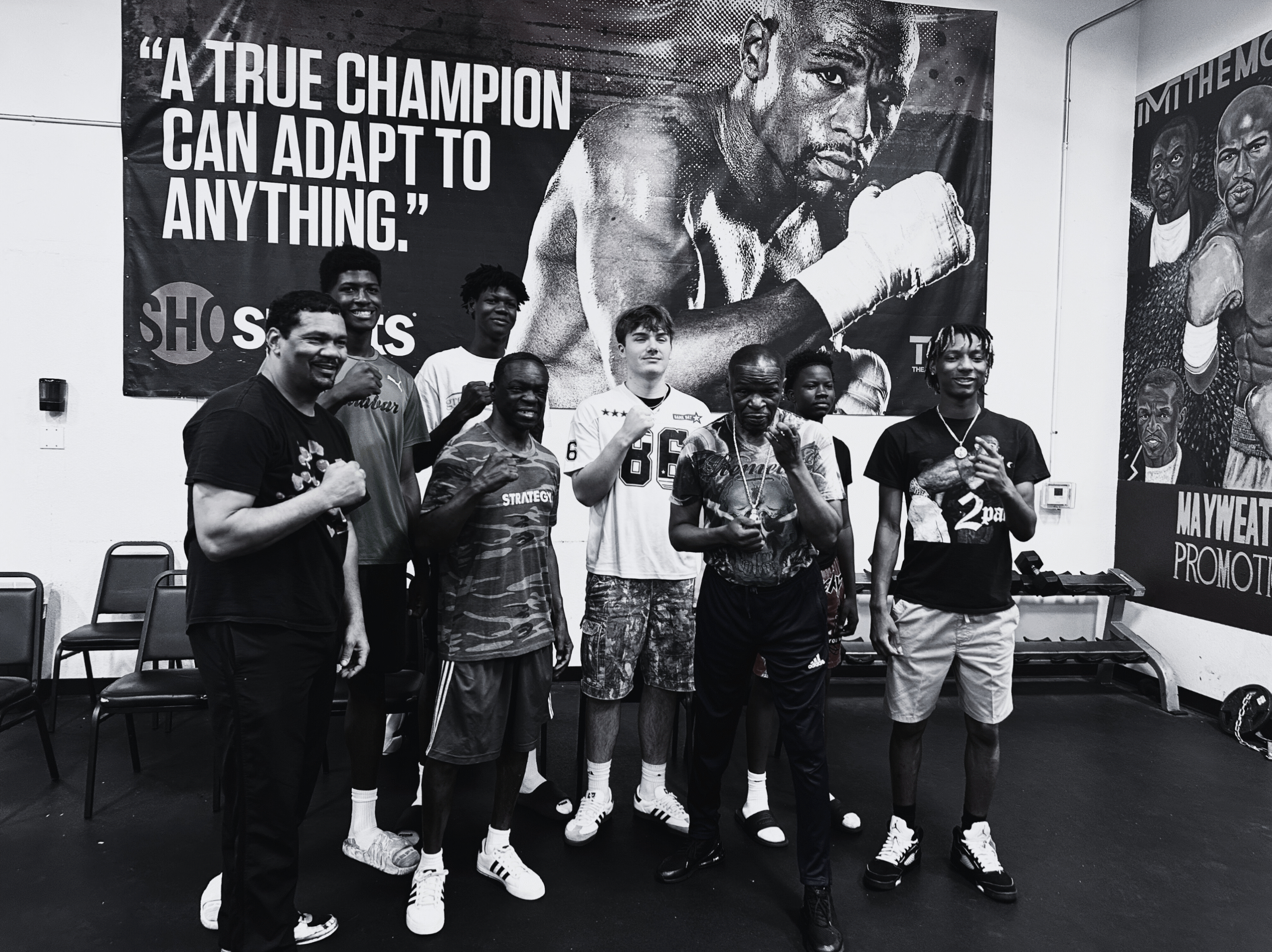 Youth boxing group supported by KLEOS